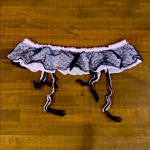 b.tempt’d by Wacoal garter belt for stockings